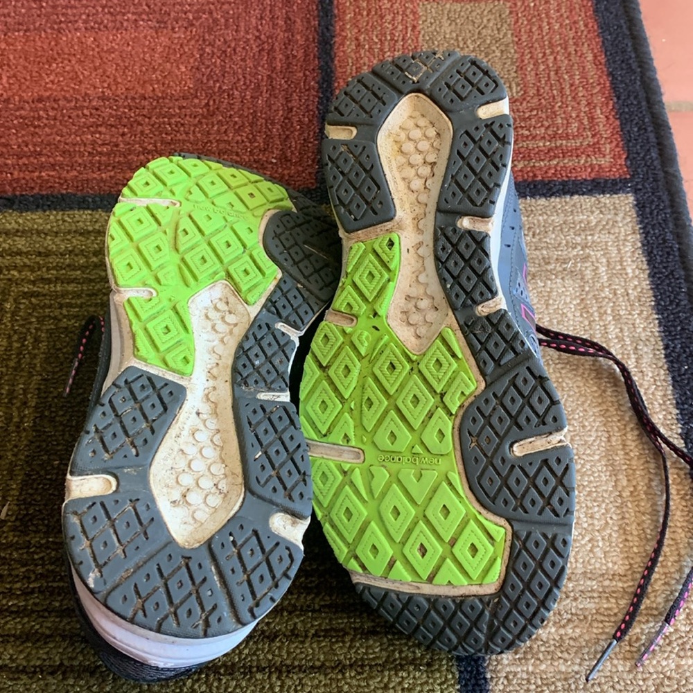 New Balance , tennis shoes, gray with pink trim - Picture 3 of 4